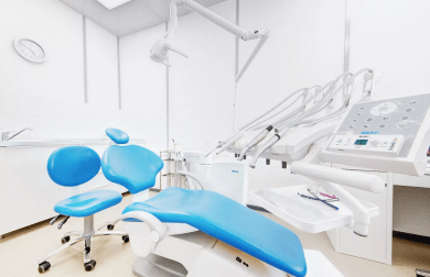 Лечение зубов любой сложности в Санкт-Петербурге на высокотехнологичном оборудовании